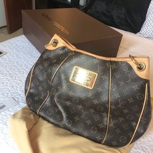 Immaculate Louis Vuitton Galliera PM